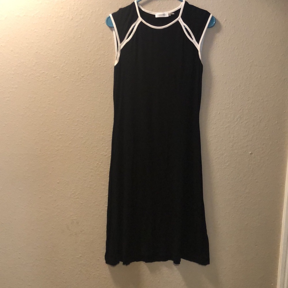 - Calvin Klein Dress size 6 🌸HP 7/31 🌸